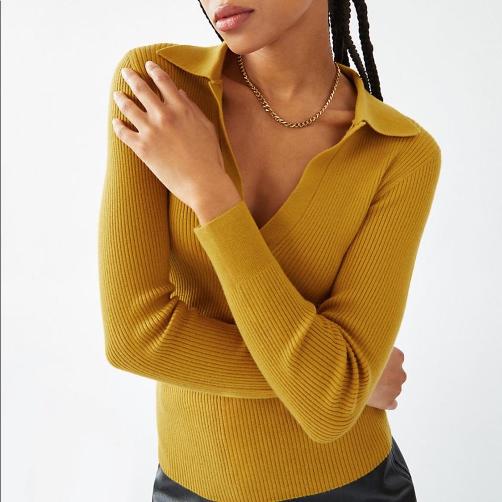 Babaton
Mcsweeney Sweater